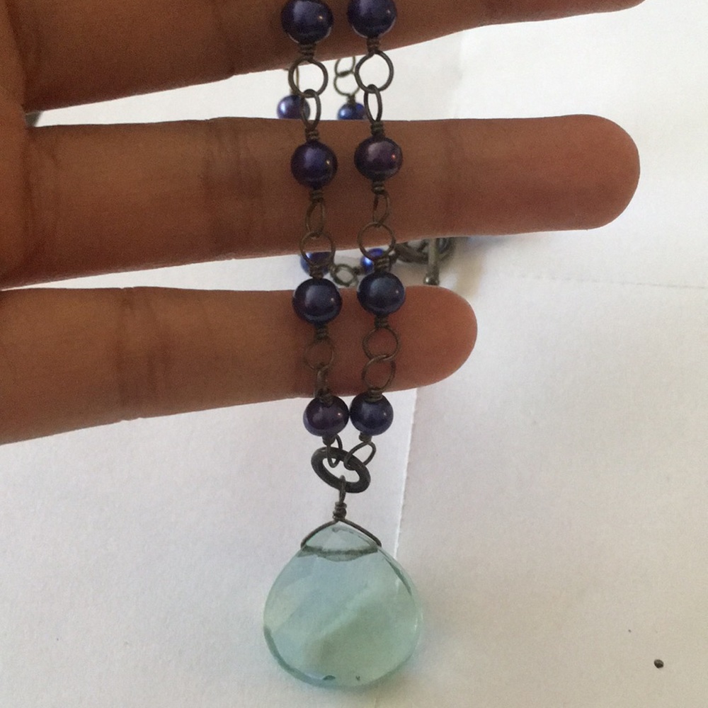 Handmade blue beaded wrapped wire pendant necklace - Picture 3 of 4